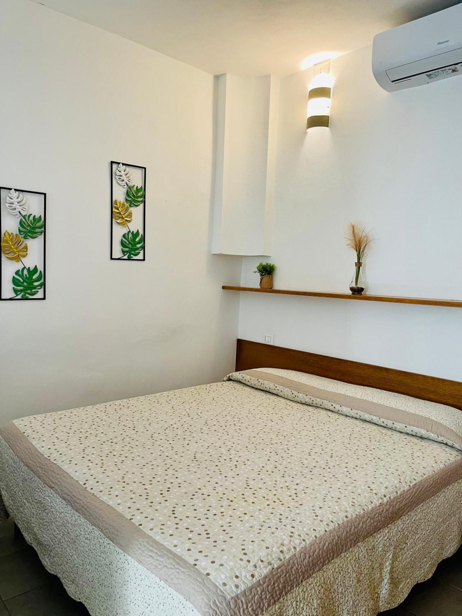 Agriturismo La Selvaggia แมนเดลโล เดล ลาริโอ ภายนอก รูปภาพ