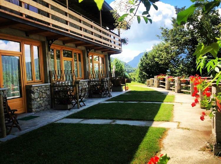 Agriturismo La Selvaggia แมนเดลโล เดล ลาริโอ ภายนอก รูปภาพ